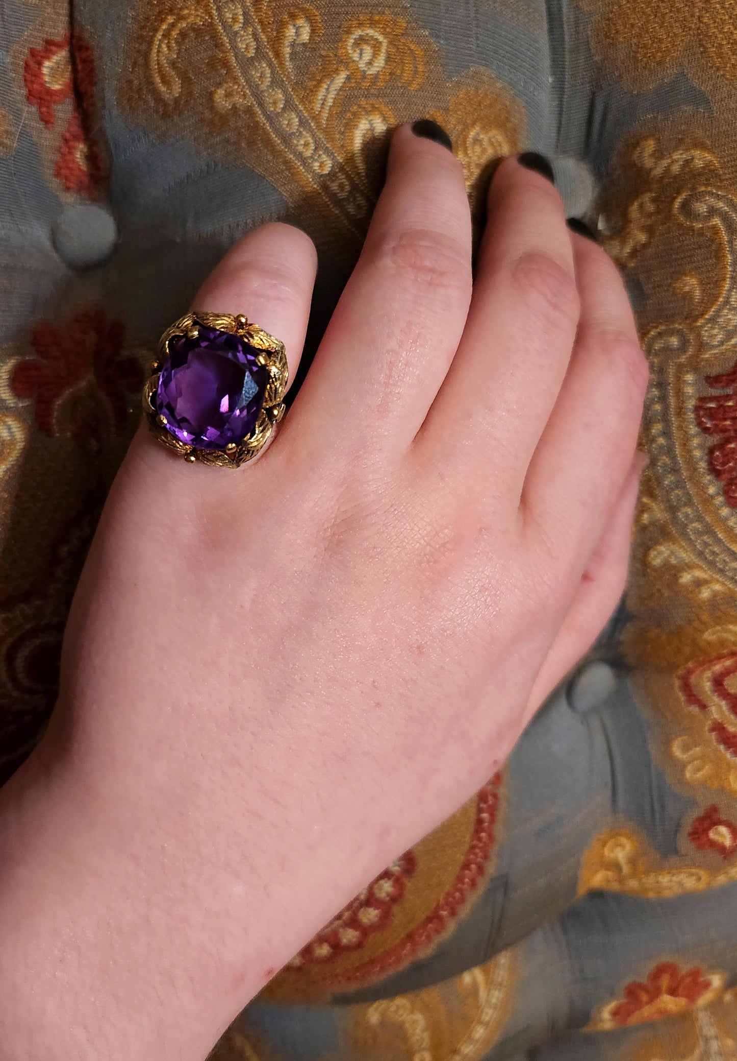 SOLD Vintage 18K & Amethyst Ring