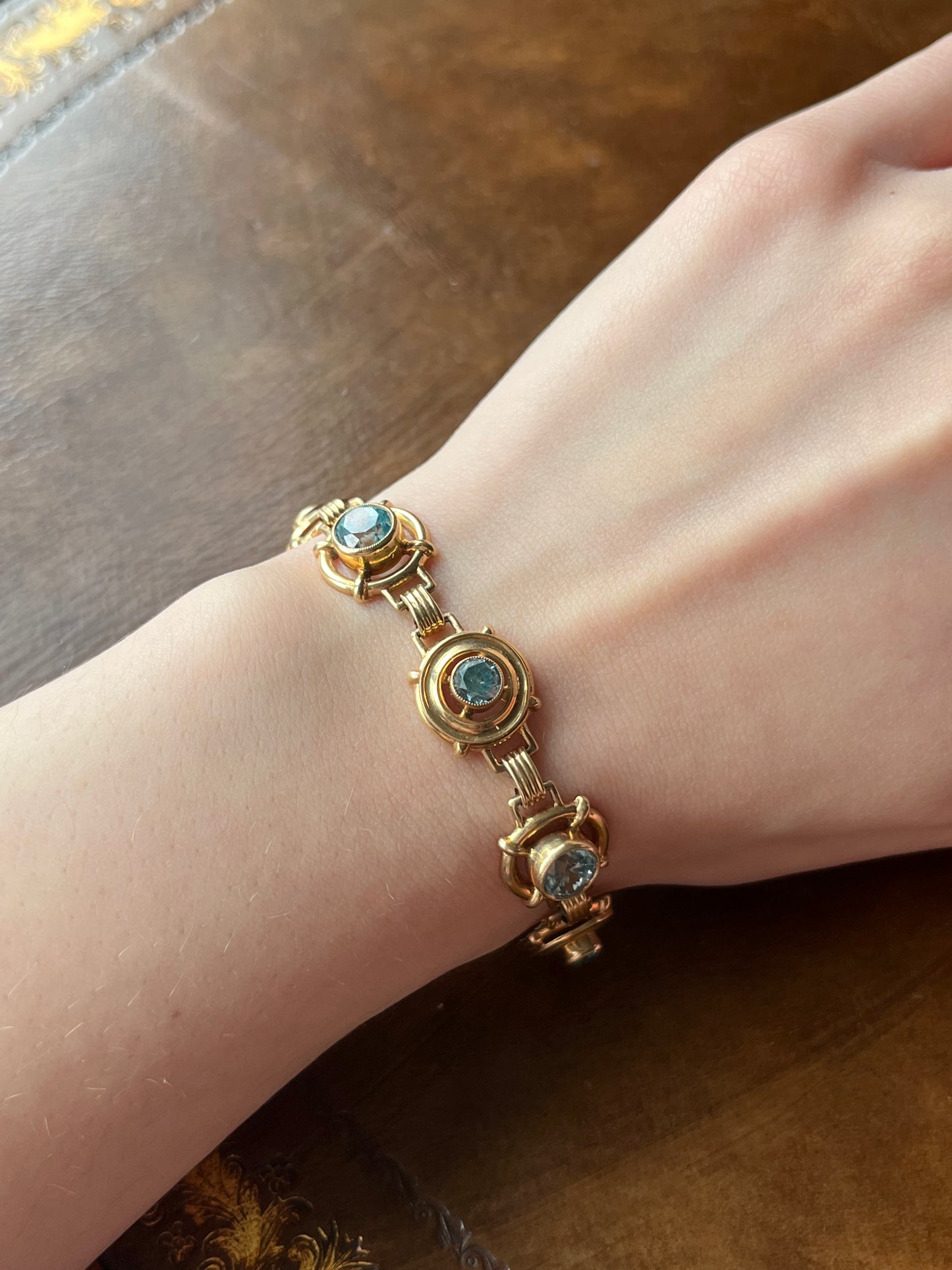 Vintage Retro 14K & Blue Topaz Bracelet