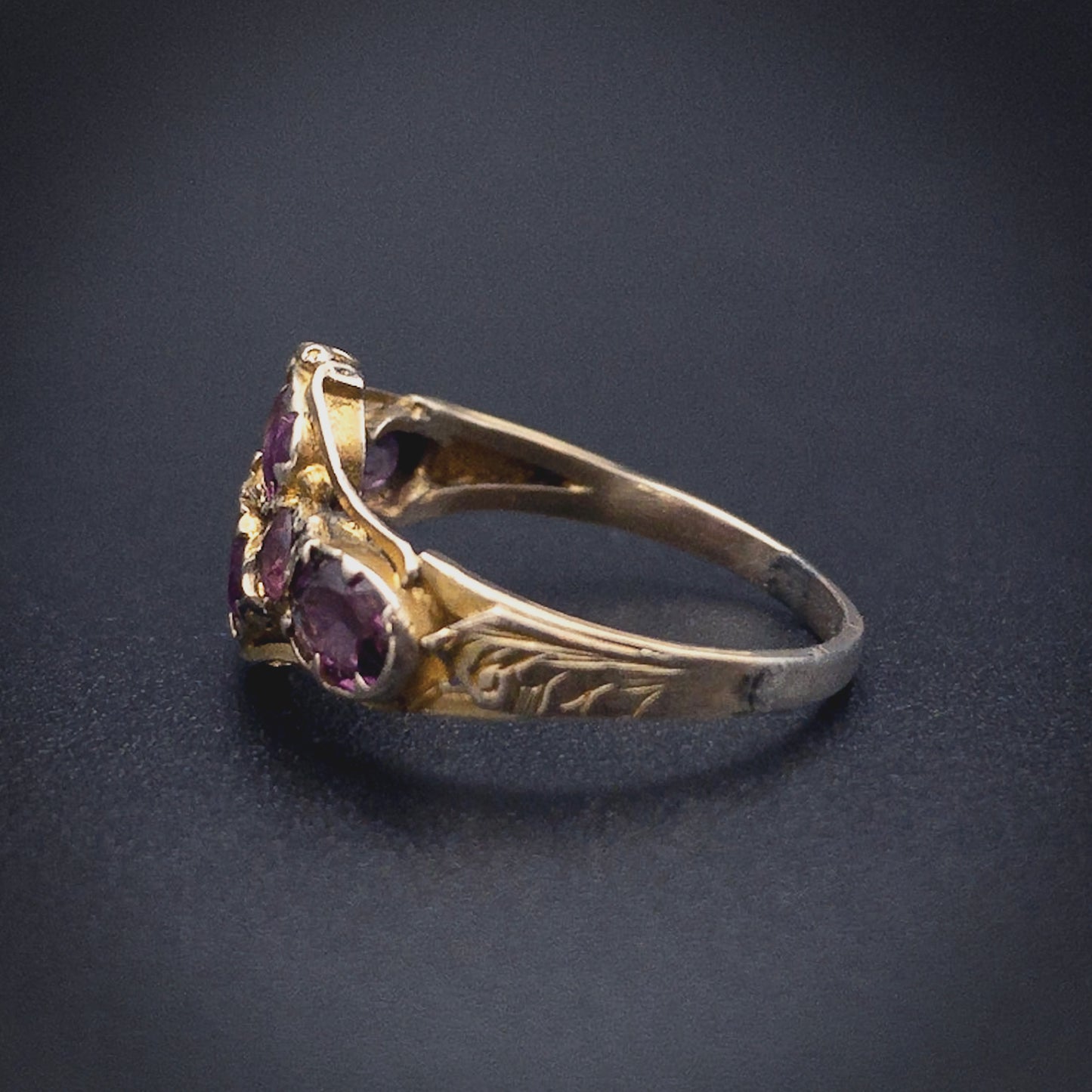 Antique 9K & Tourmaline Ring