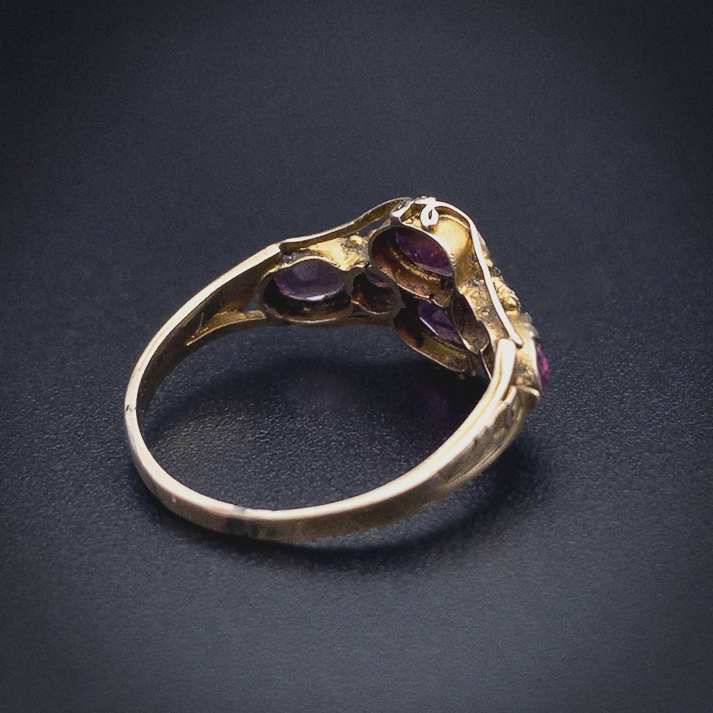 Antique 9K & Tourmaline Ring