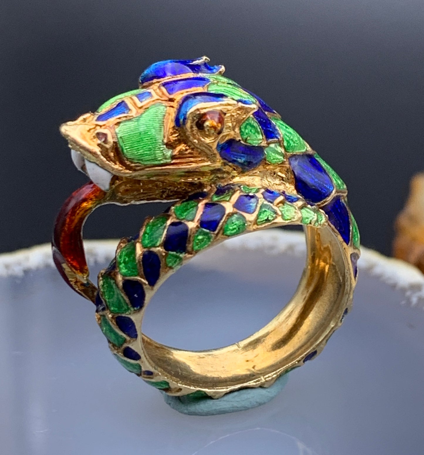 Vintage 18K & Enamel Snake Ring K