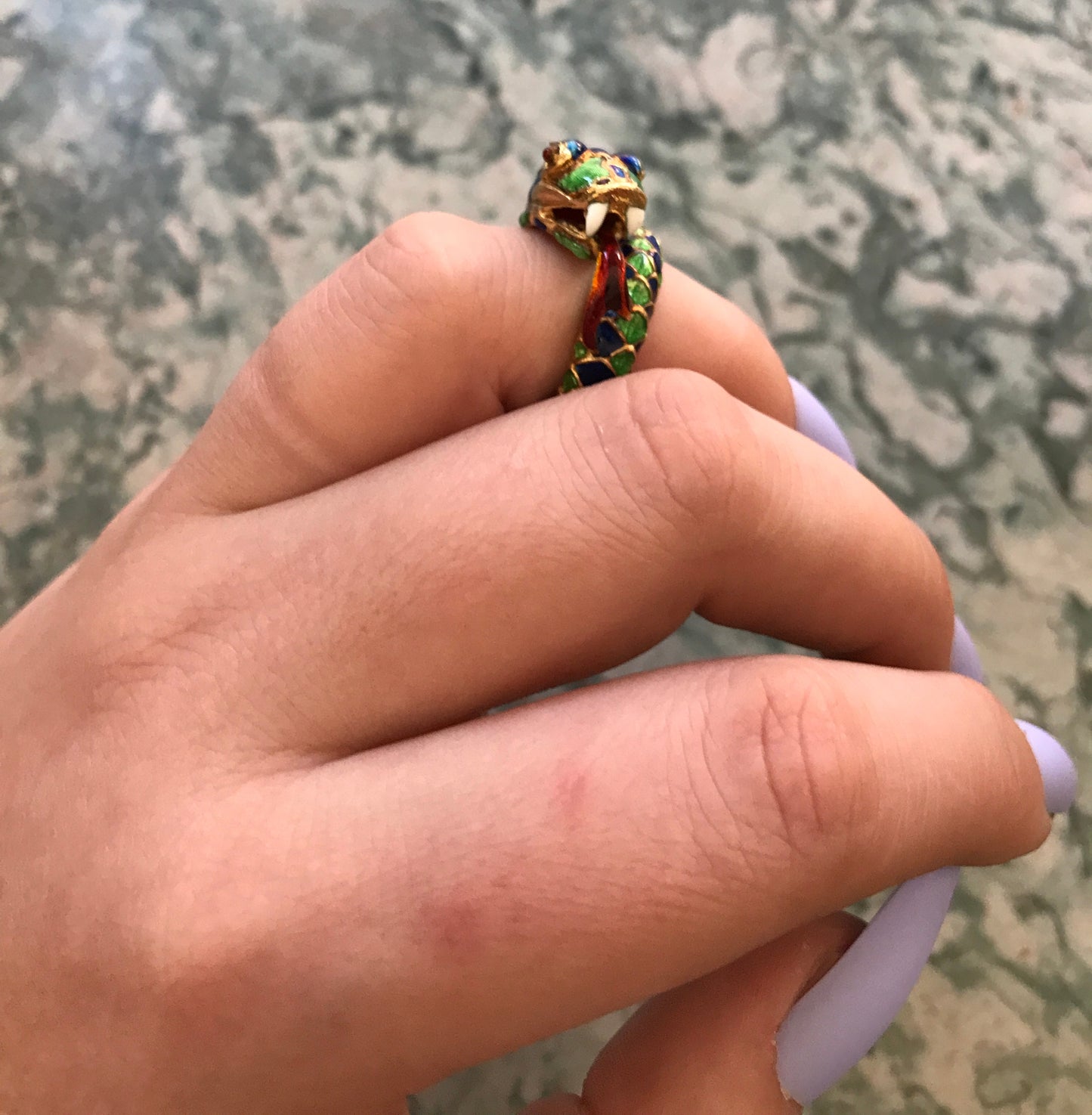 Vintage 18K & Enamel Snake Ring K