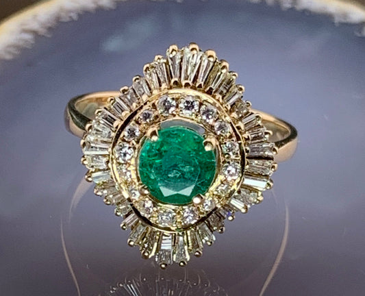 Vintage 18K, Diamond & Emerald  Cocktail Ring