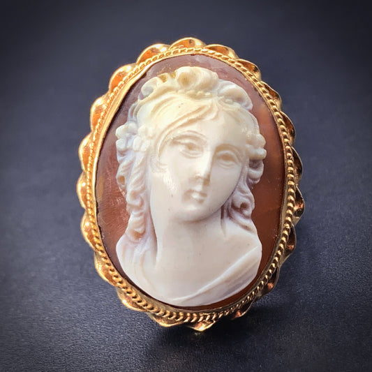 Antique 14K & Carved Shell Cameo Ring