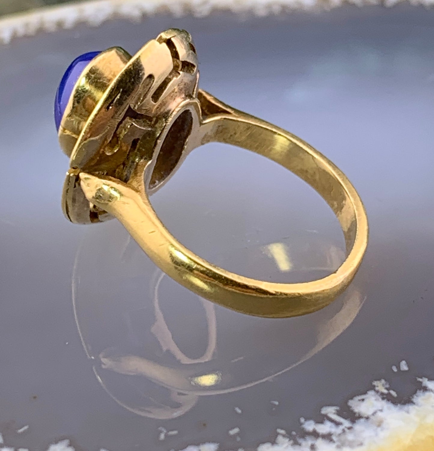 Vintage 14K & Chalcedony Ring