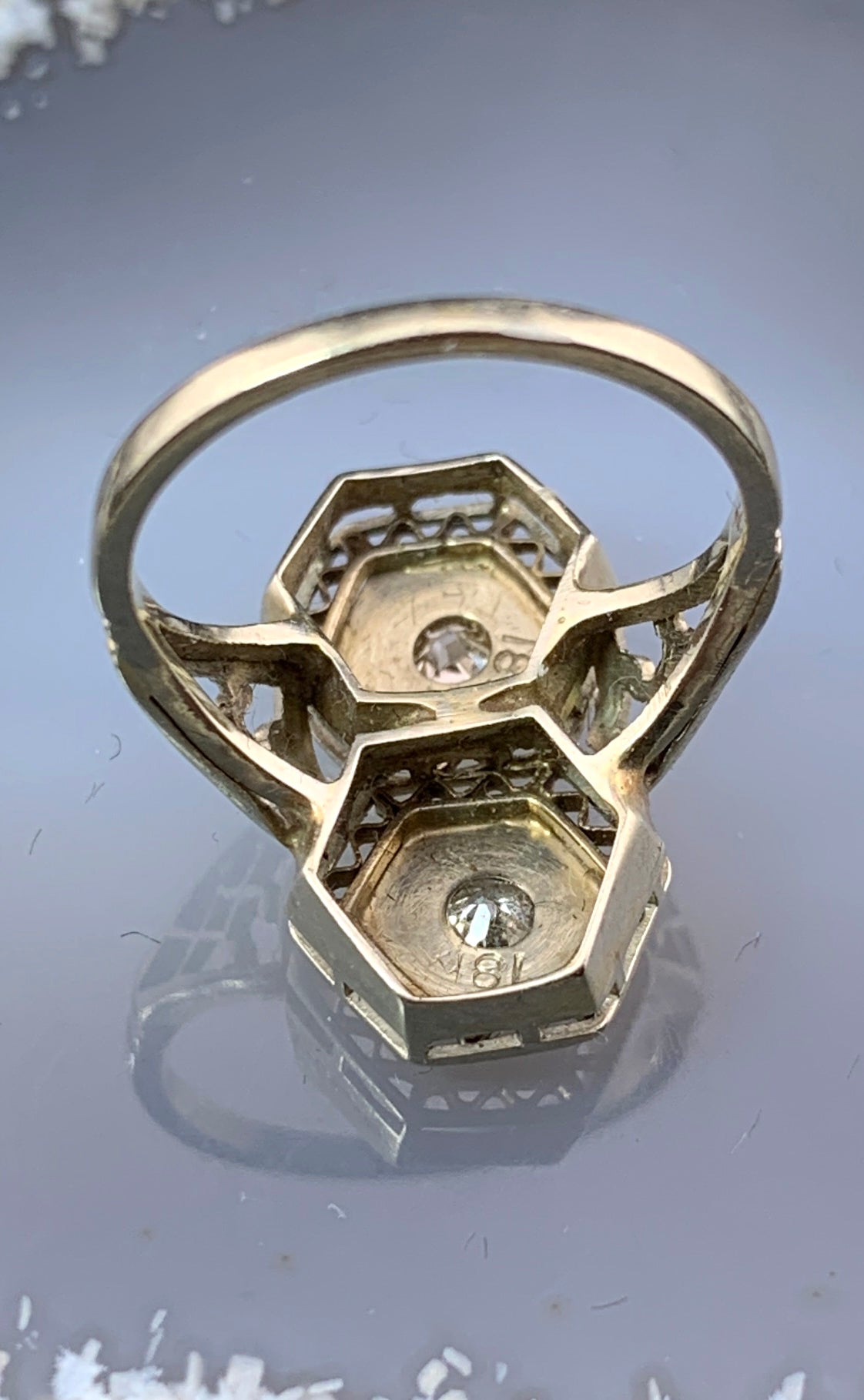 Antique Art Deco 18K & Diamond Ring