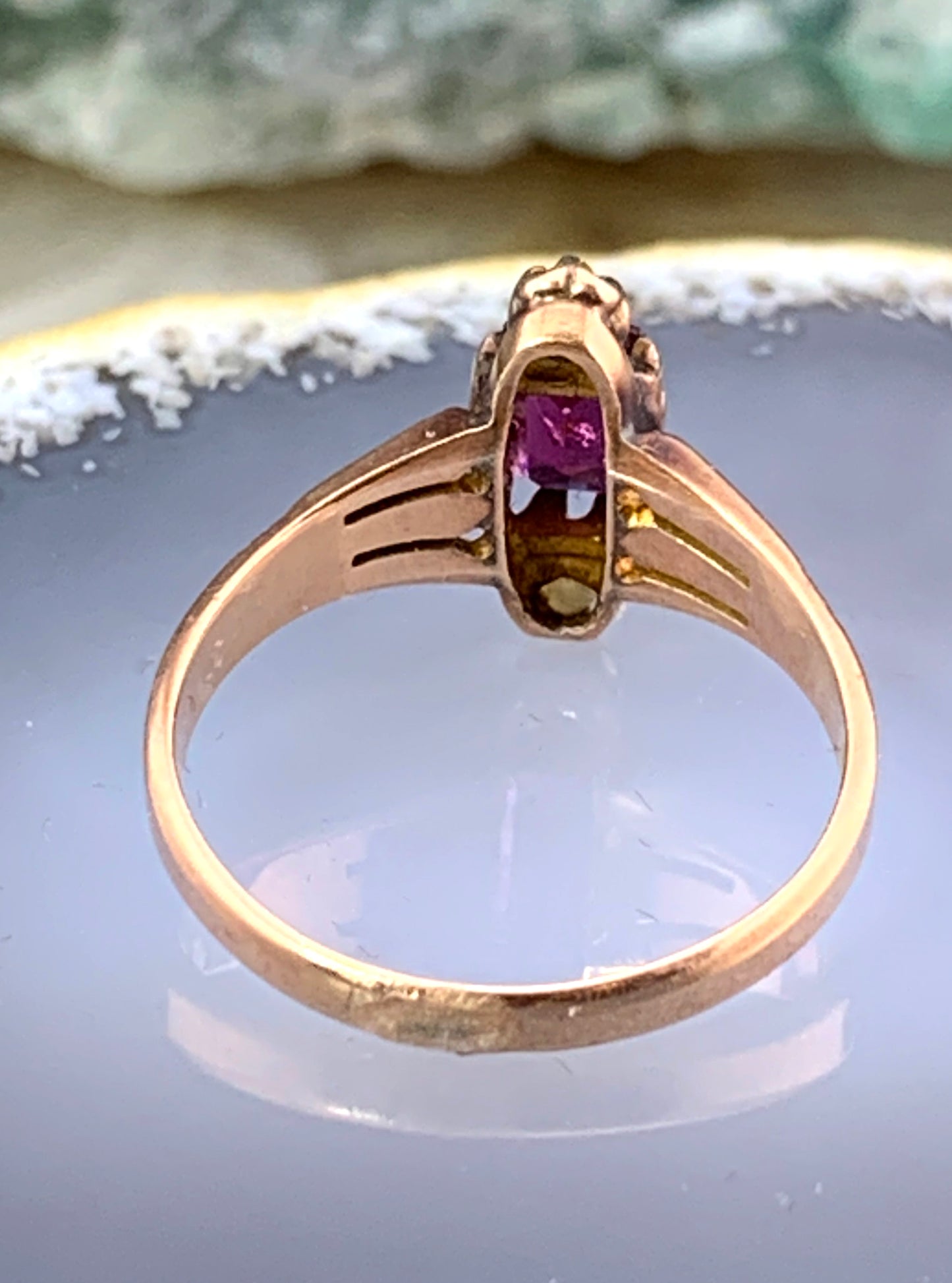 Antique 14K, Garnet & Seed Pearl Ring