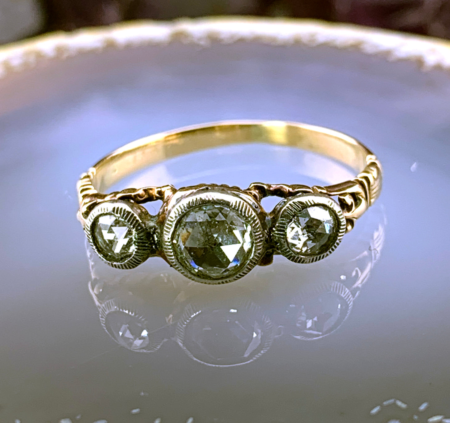 Antique Georgian 15K & Tri-Stone Diamond Ring