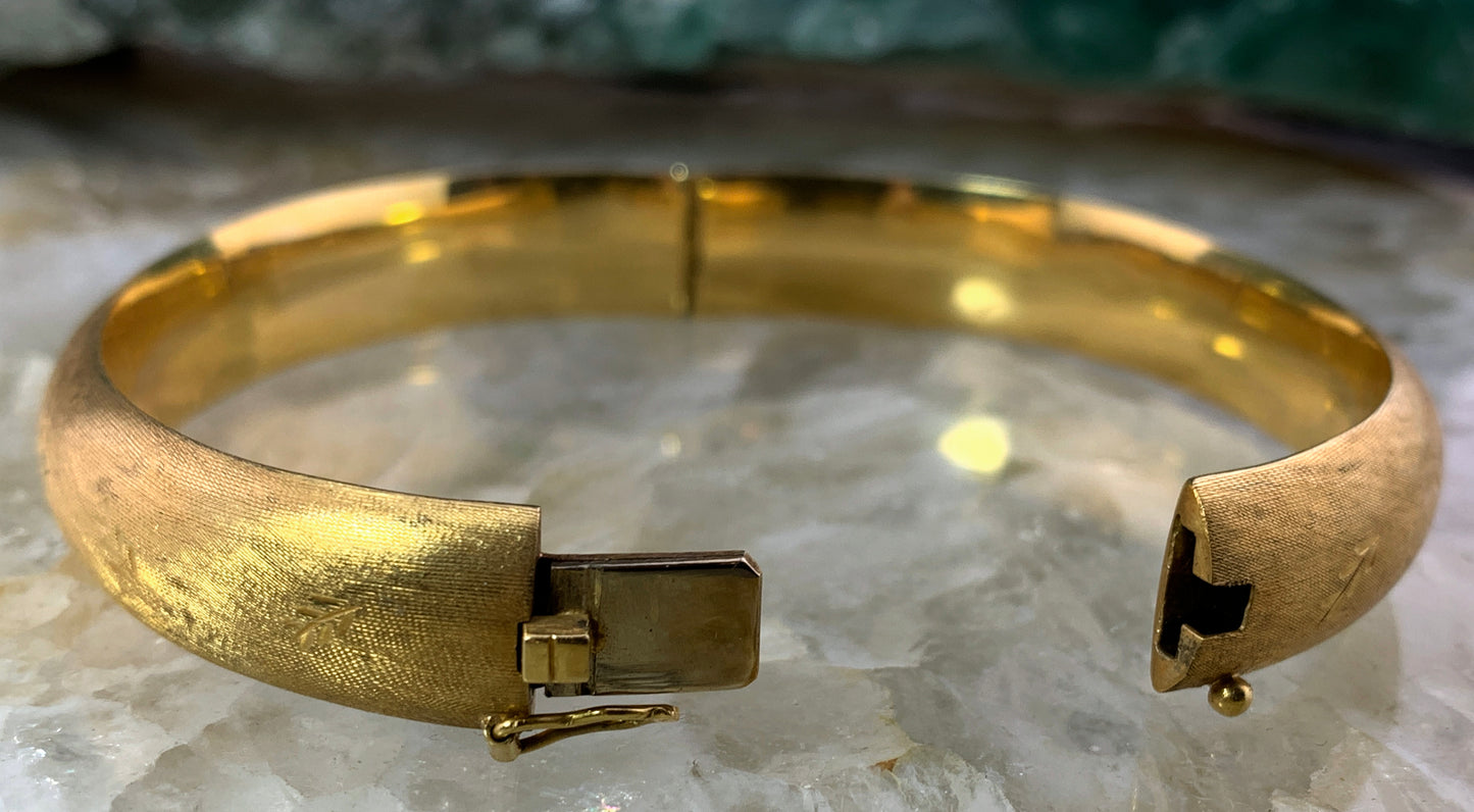 Vintage 18K Bangle Bracelet