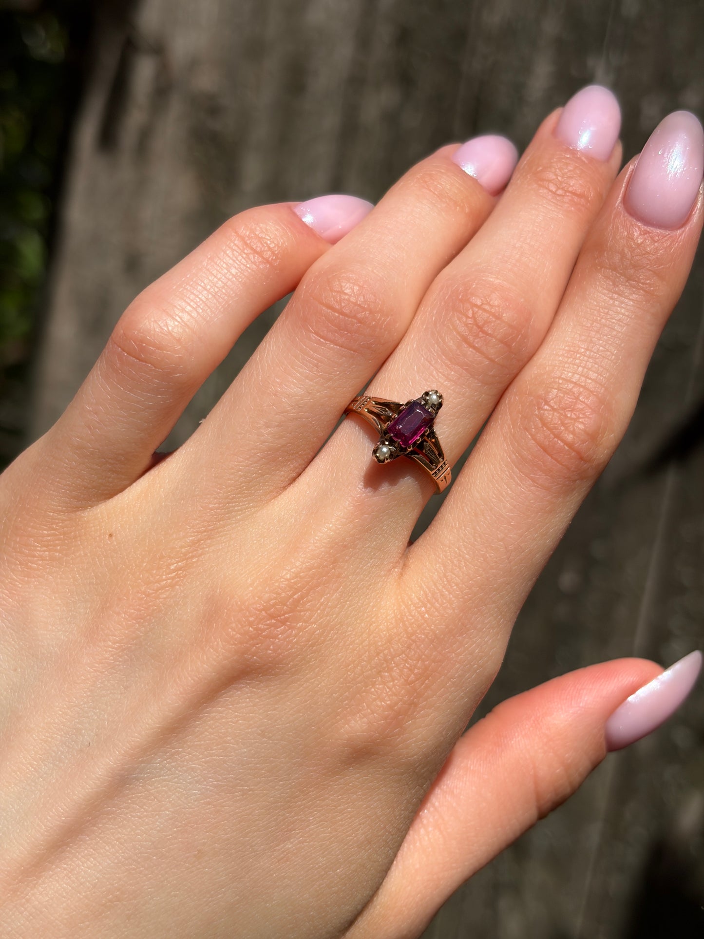 Antique 14K, Garnet & Seed Pearl Ring