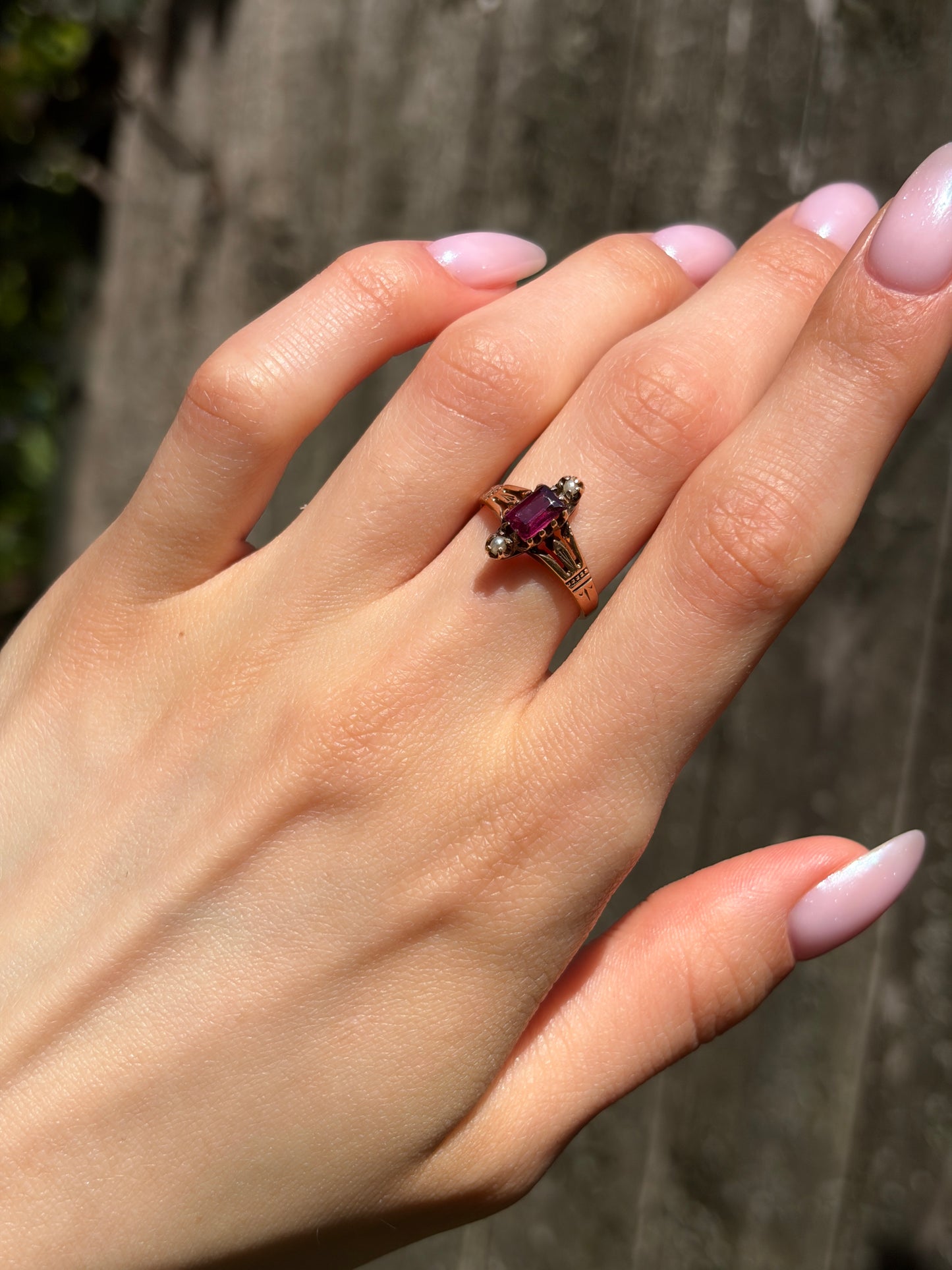 Antique 14K, Garnet & Seed Pearl Ring