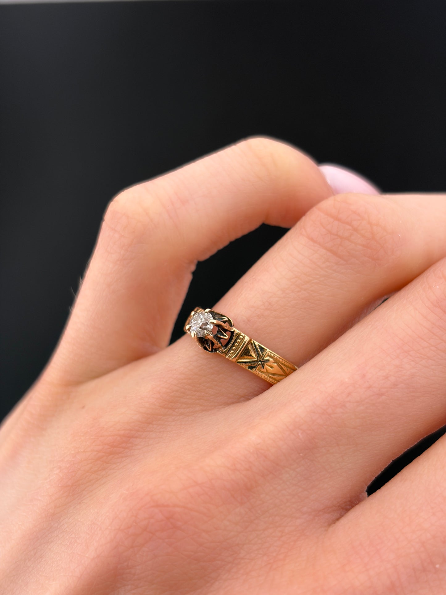 Antique  Edwardian 18K & Diamond Solitaire Ring