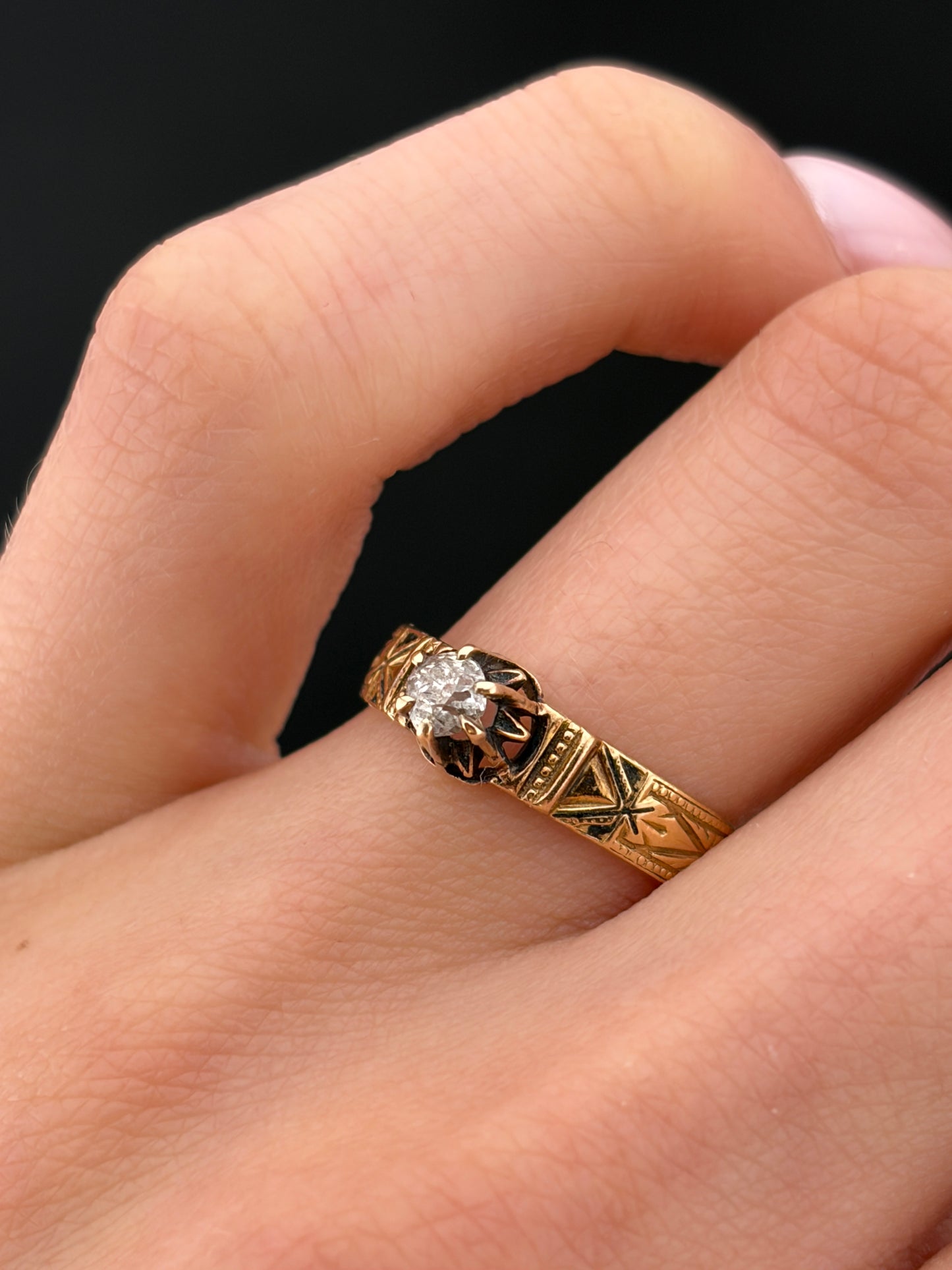 Antique  Edwardian 18K & Diamond Solitaire Ring