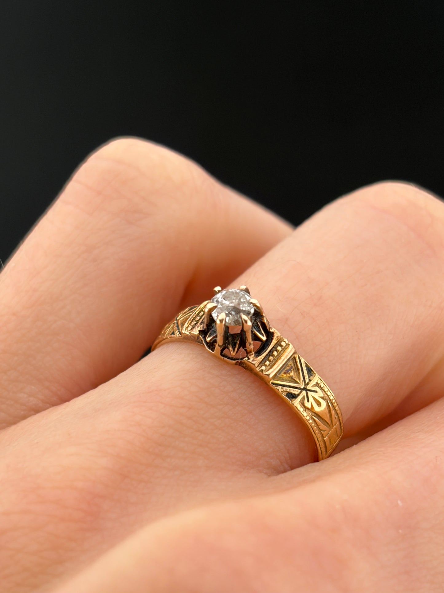 Antique  Edwardian 18K & Diamond Solitaire Ring