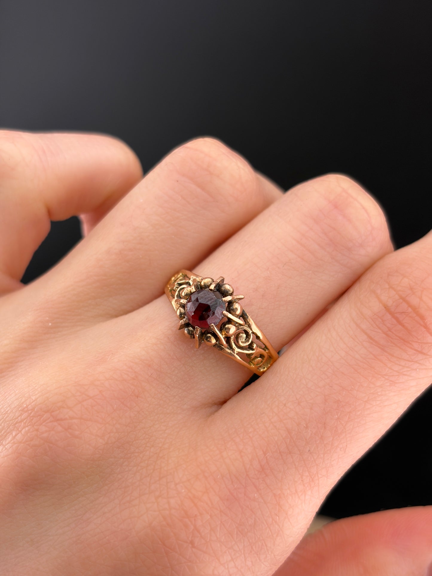 Antique French 18K & Garnet Ring