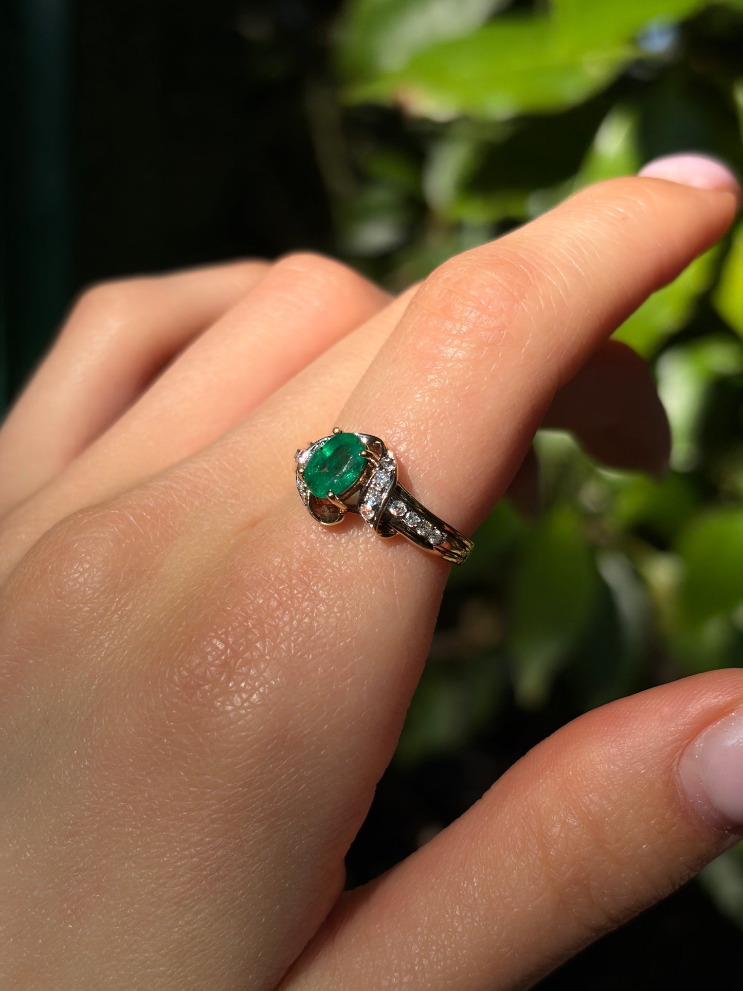 Vintage 14K, Diamond & Emerald Ring