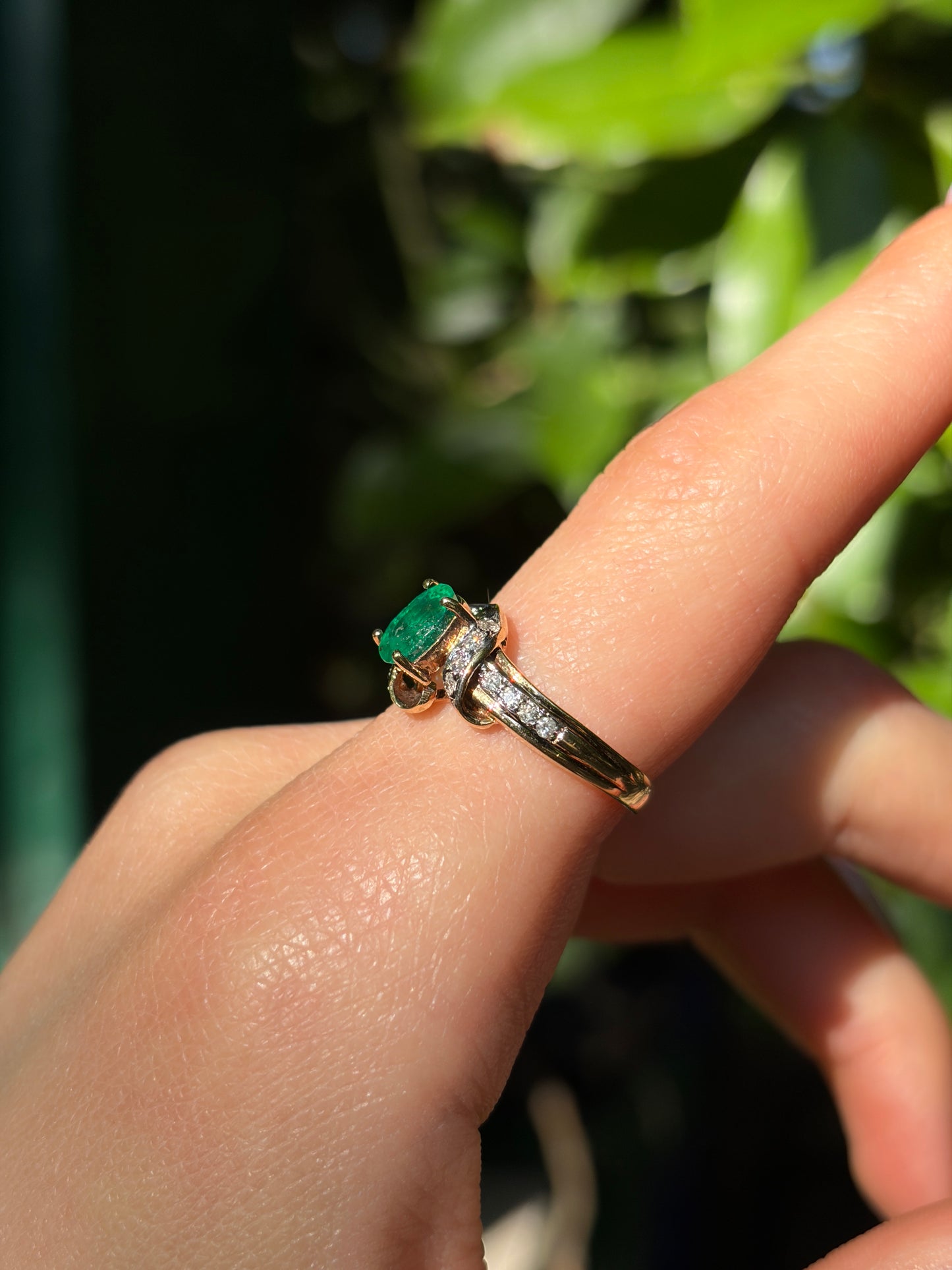 Vintage 14K, Diamond & Emerald Ring
