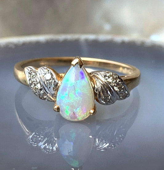 Vintage 14K, Opal & Diamond Ring