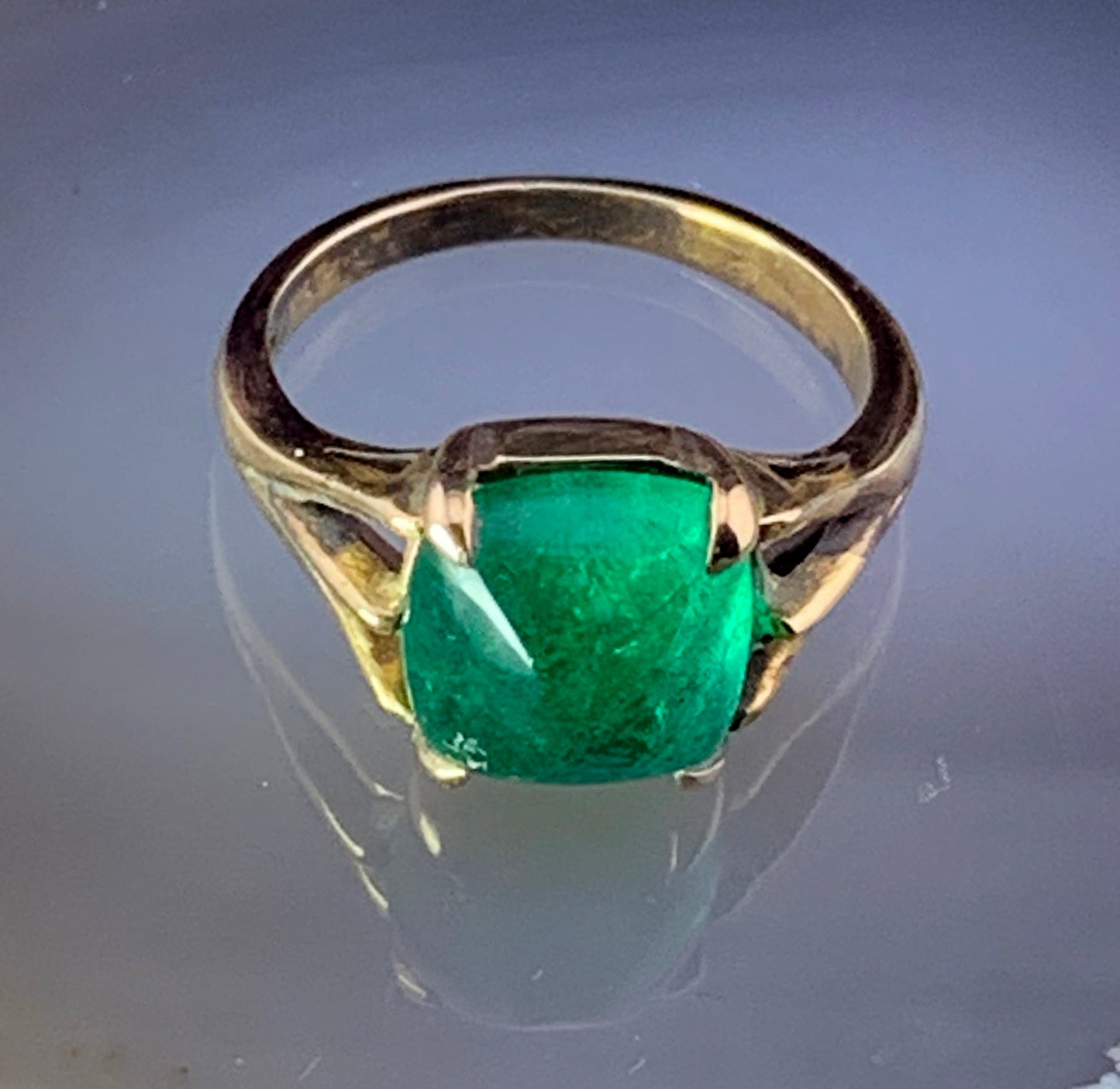 Antique 14K & Sugarloaf Cabochon Emerald Ring