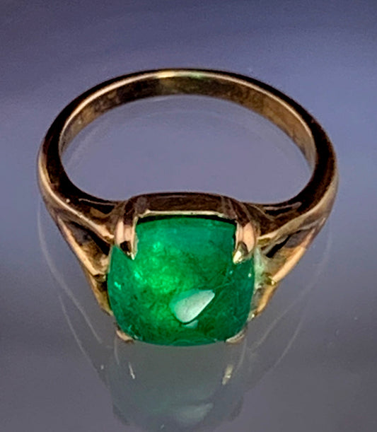Antique 14K & Sugarloaf Cabochon Emerald Ring