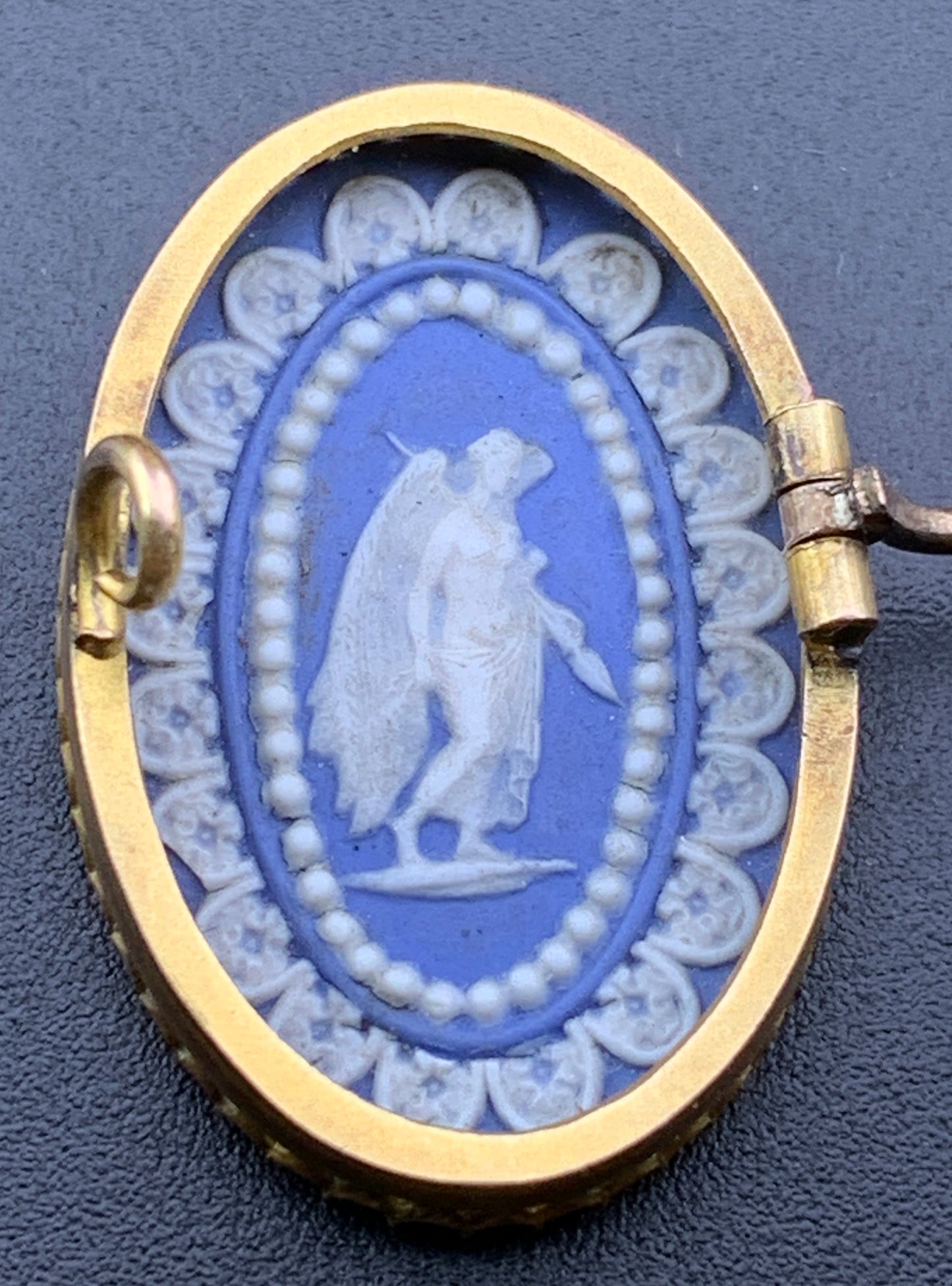 Antique 14K & Jasper Ware Wedgwood Brooch