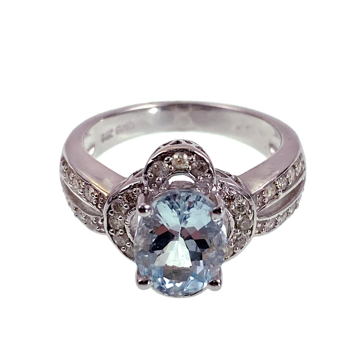 Vintage 14K, Aquamarine & Diamond Ring