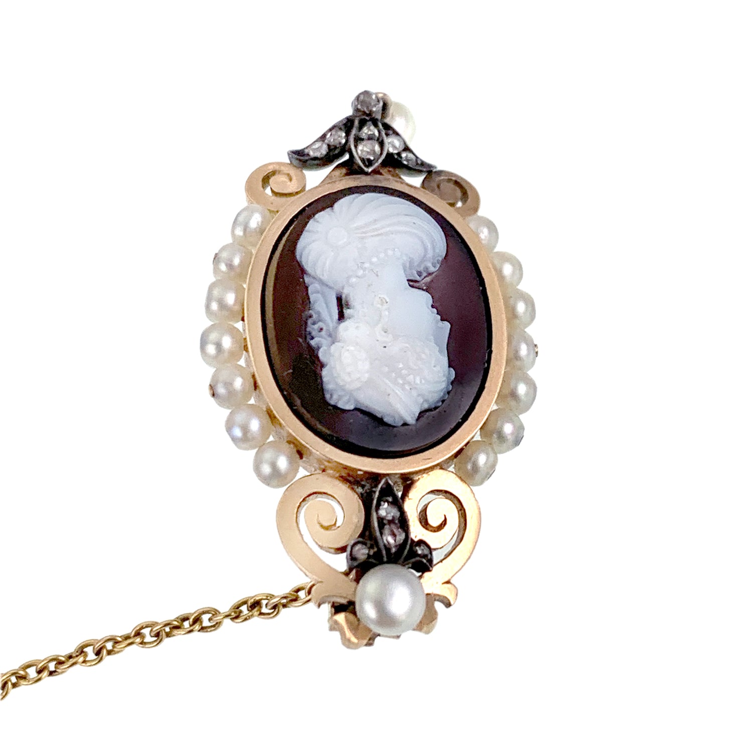 Victorian Hard Stone Cameo Brooch