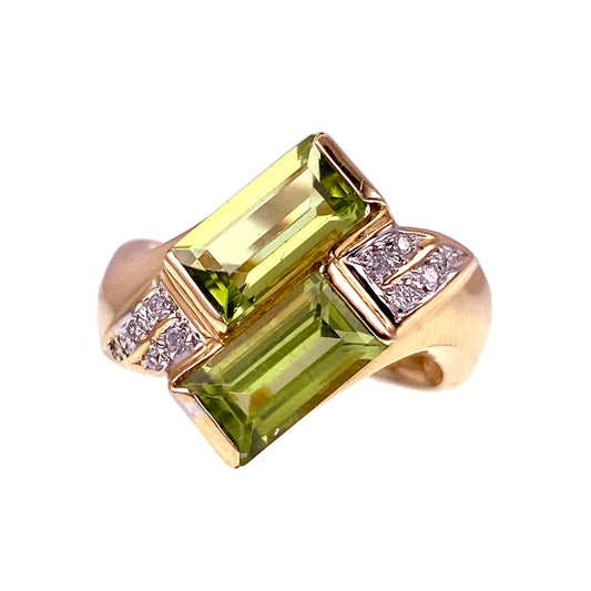 Estate 14K, Peridot & Diamond  Ring