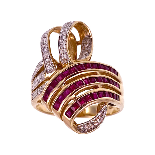 Vintage Retro 14K, Ruby & Diamond Ring